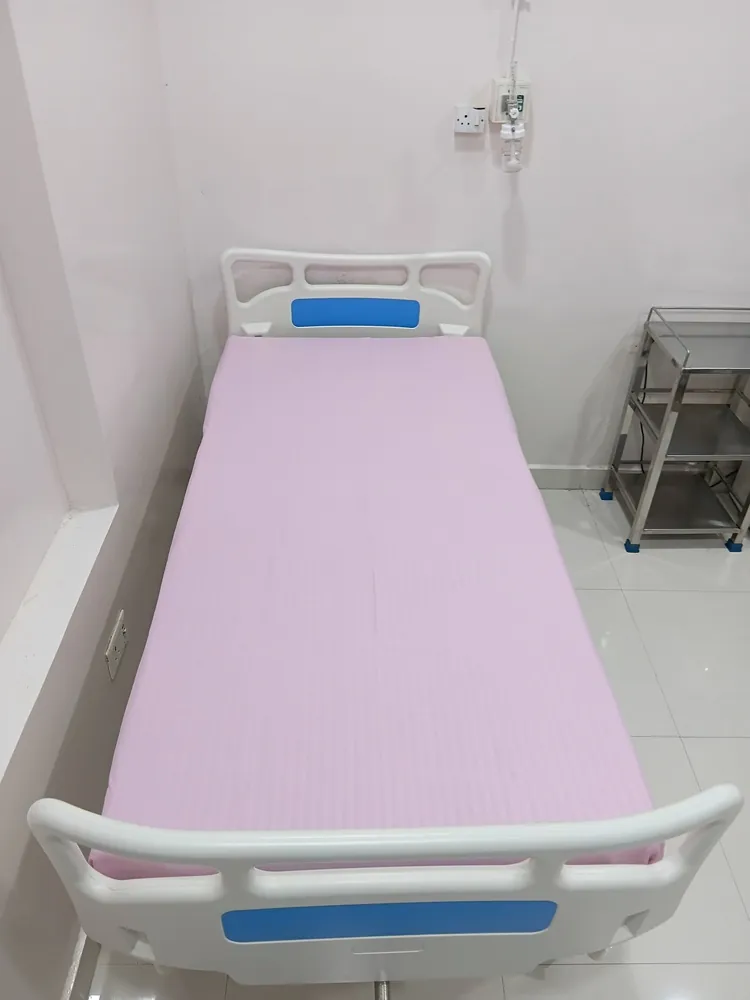 Polyster Cotton Hospital Bedsheet
